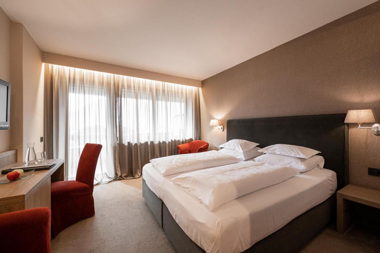 Hotel Pollinger Merano Exteriör bild